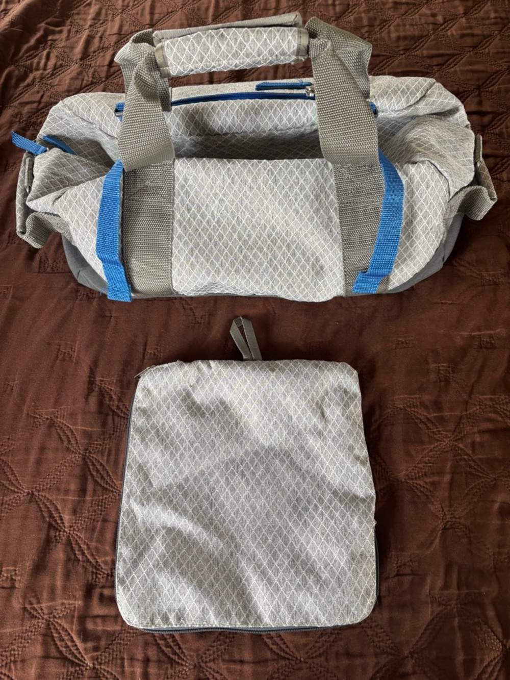 L.L. Bean Light Gray Adventure Duffle with Blue Accents - Picture 9 of 14